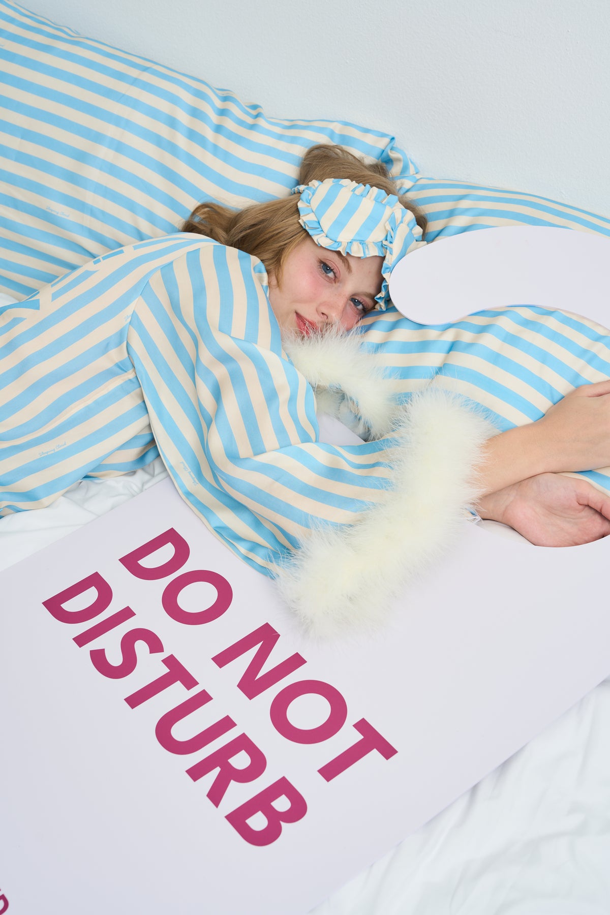 BEDDING EYE MASK