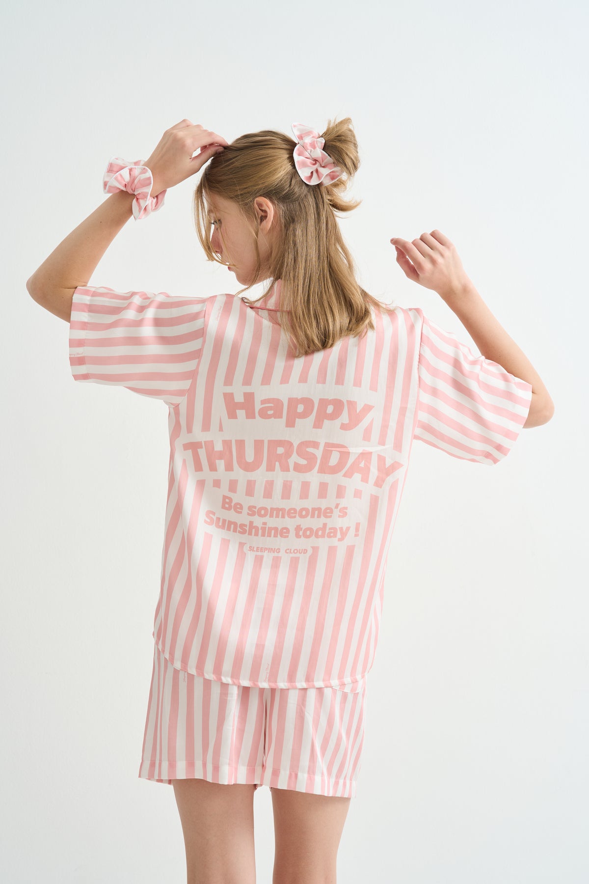 SEVEN DAYS THURSDAY