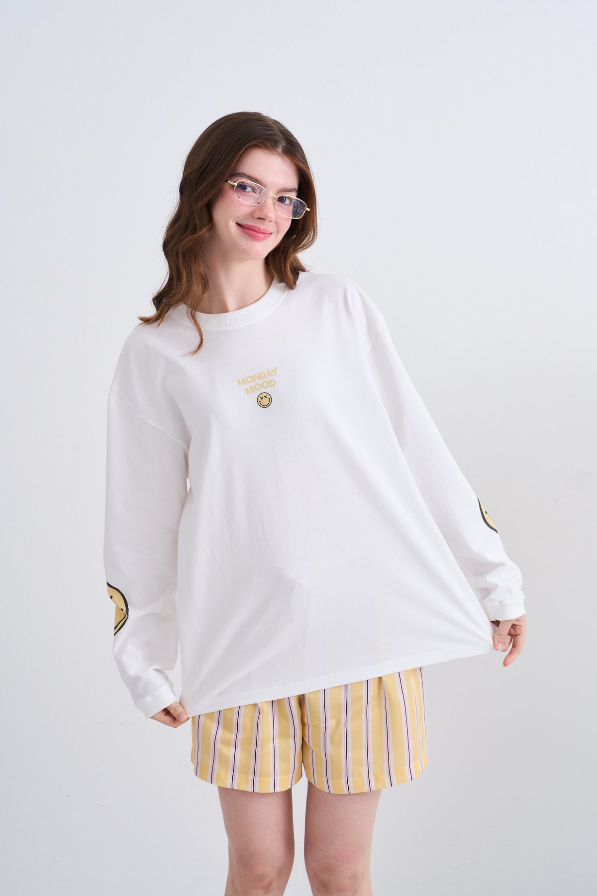 Long Sleeves T-shirt MONDAY