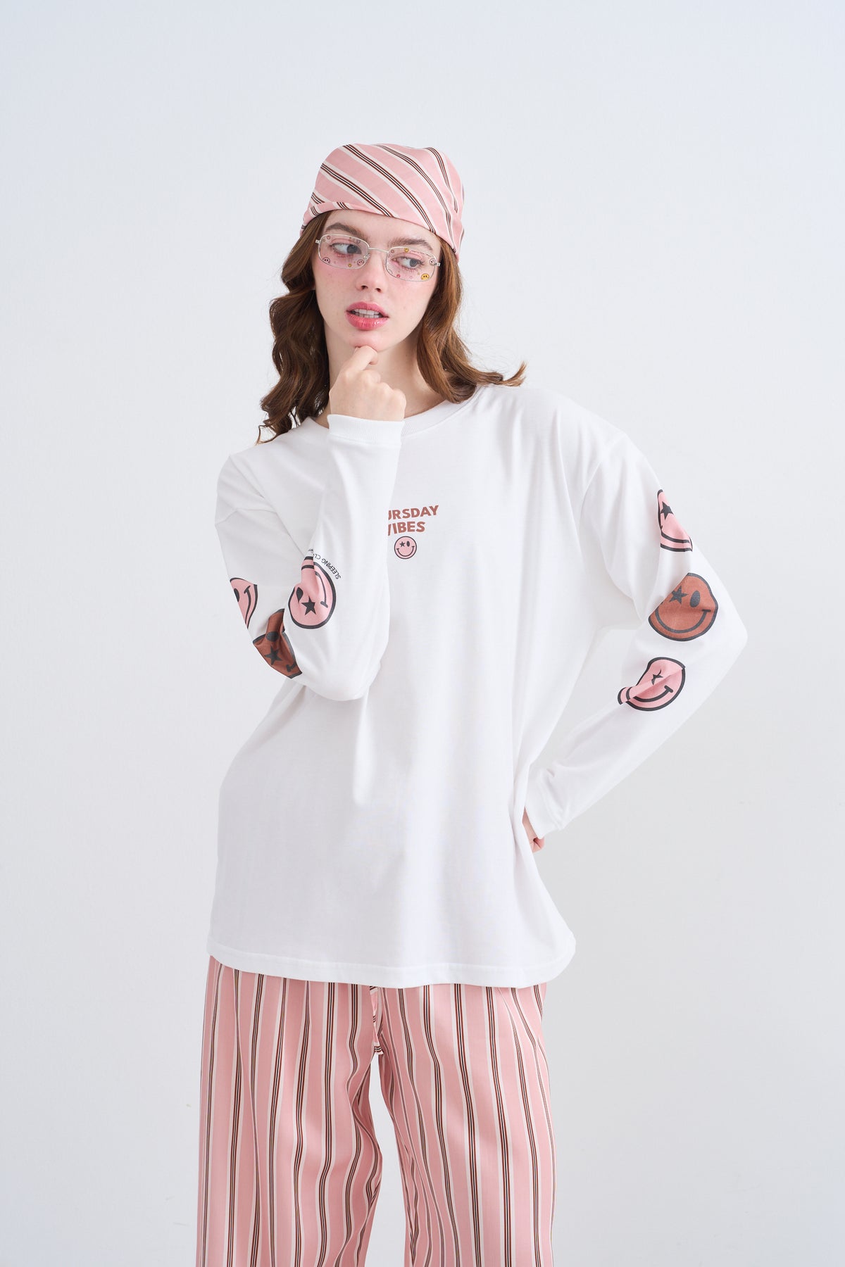 Long Sleeves T-shirt THURSDAY