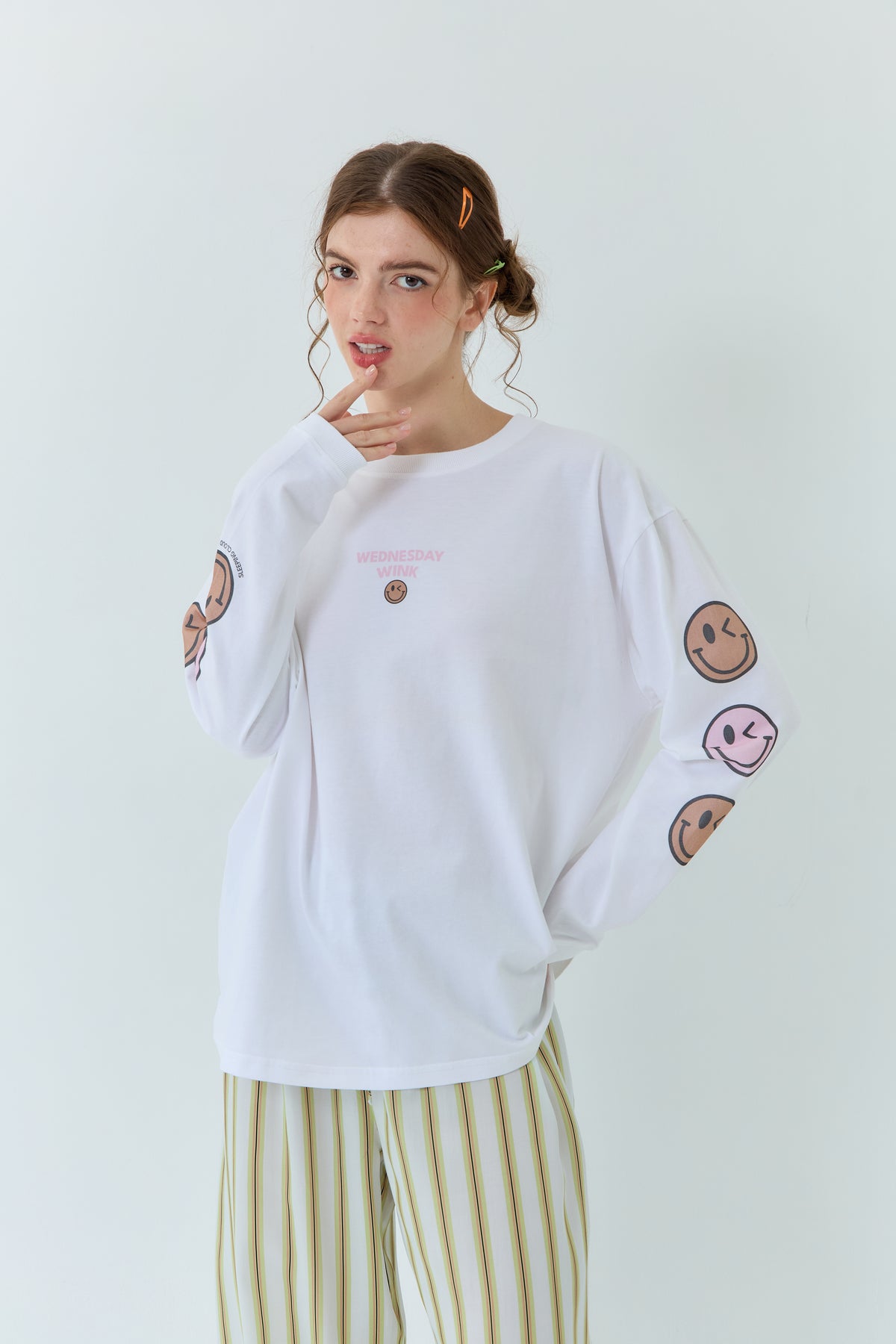 Long Sleeves T-shirt WEDNESDAY